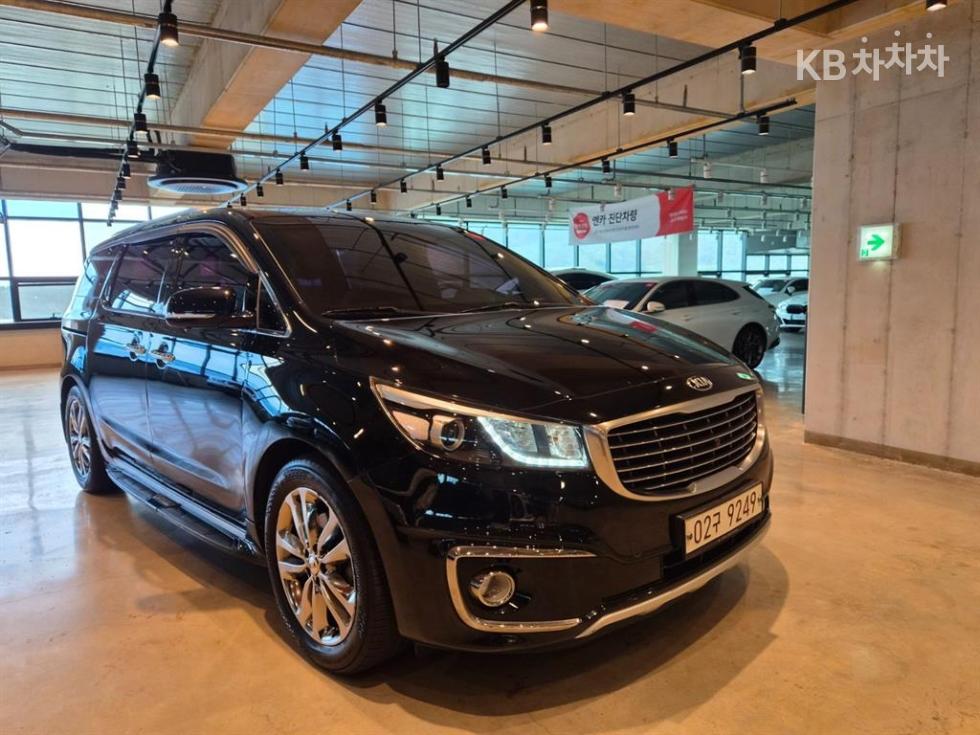 2018 - kia carnival