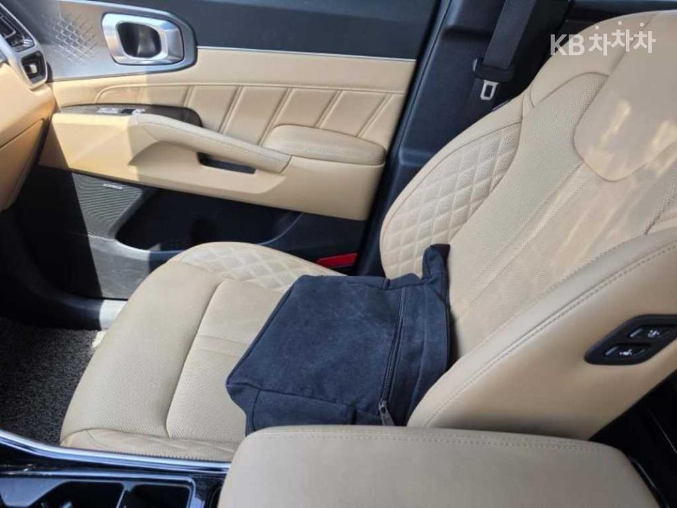2023 - kia sorento