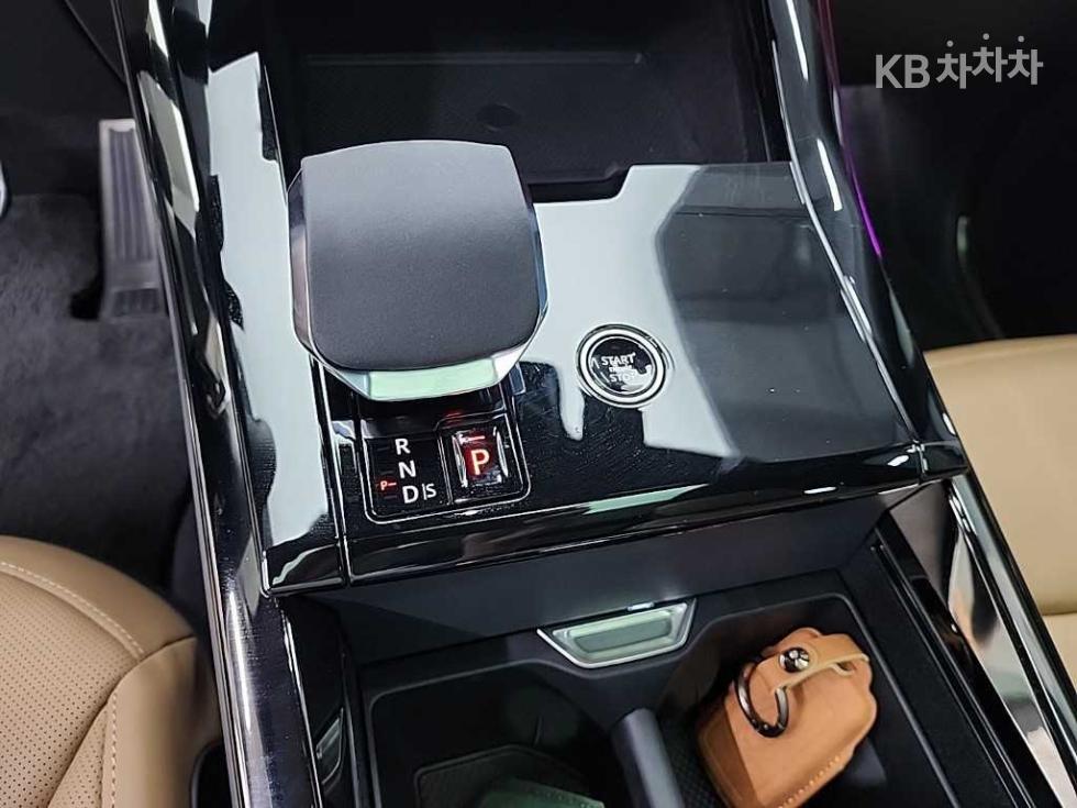 Land Rover Range Rover Sport — miniaturë 8