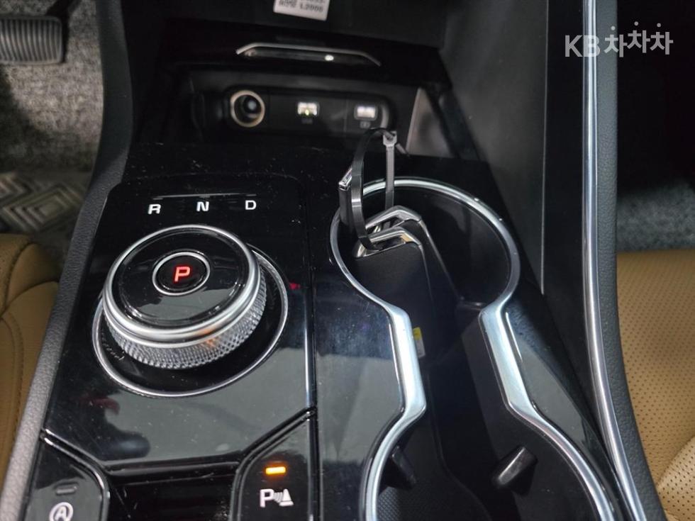 2023 - kia k5