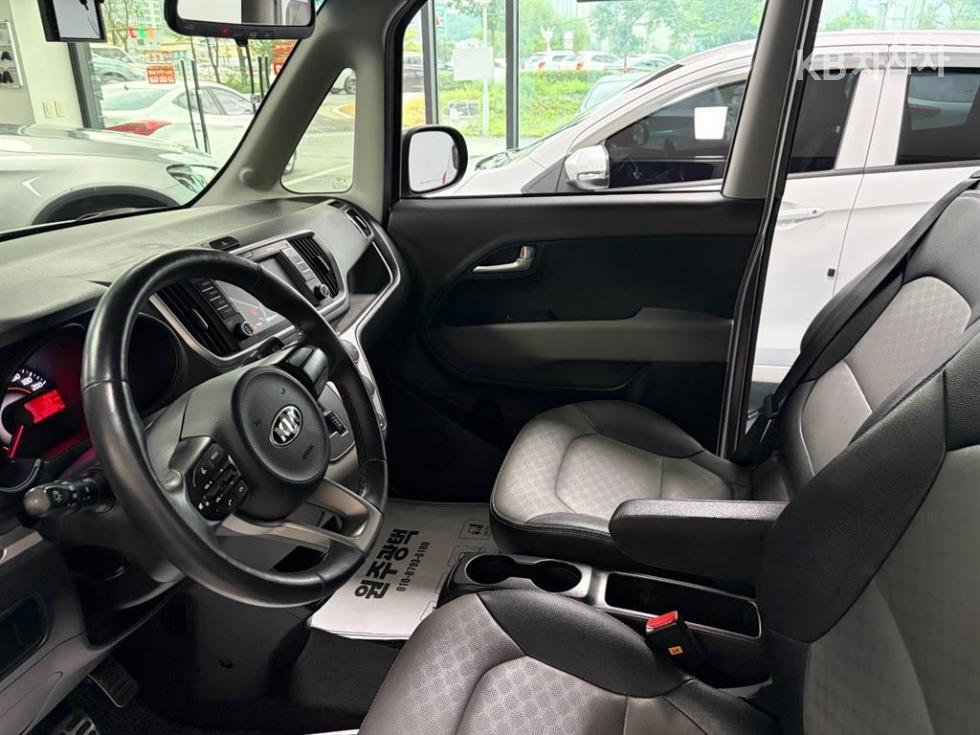 2019 - kia ray