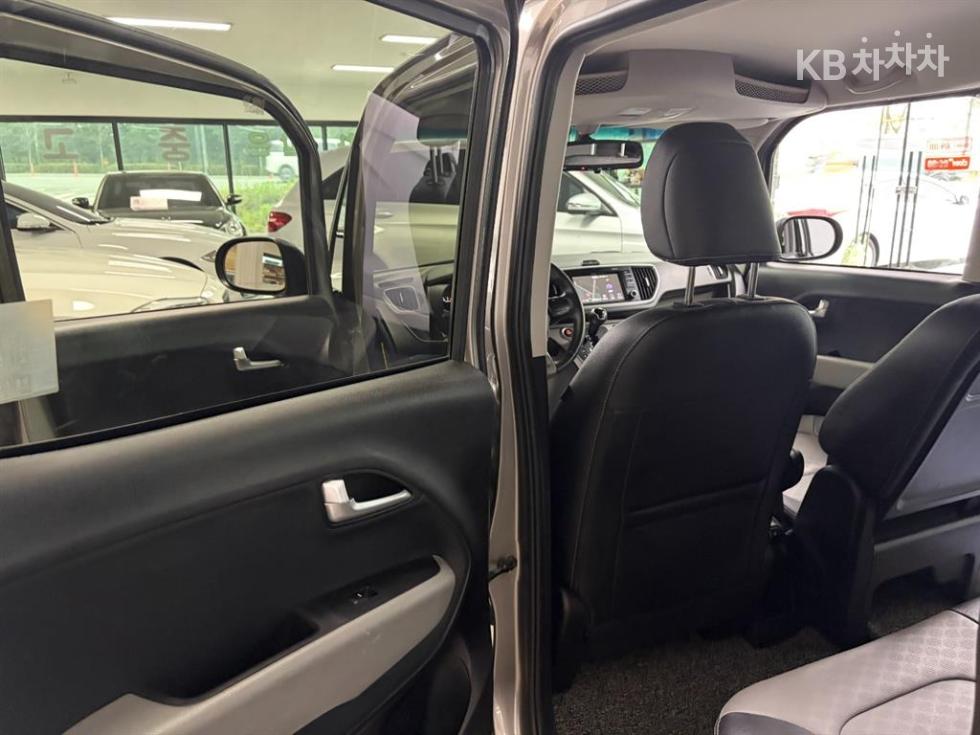 2019 - kia ray