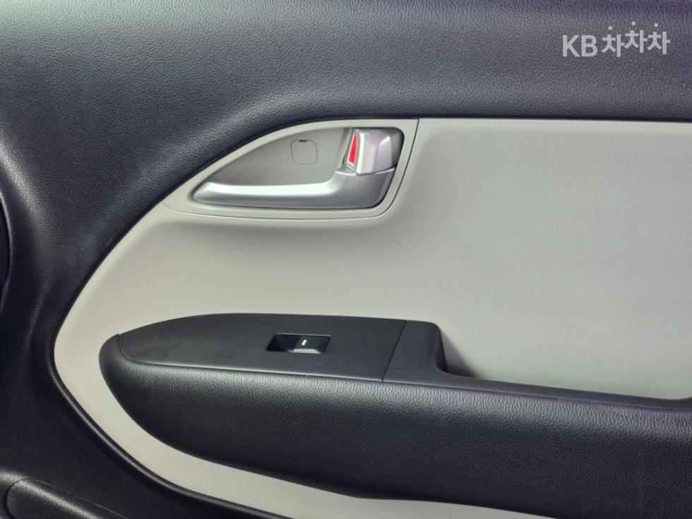2016 - kia ray