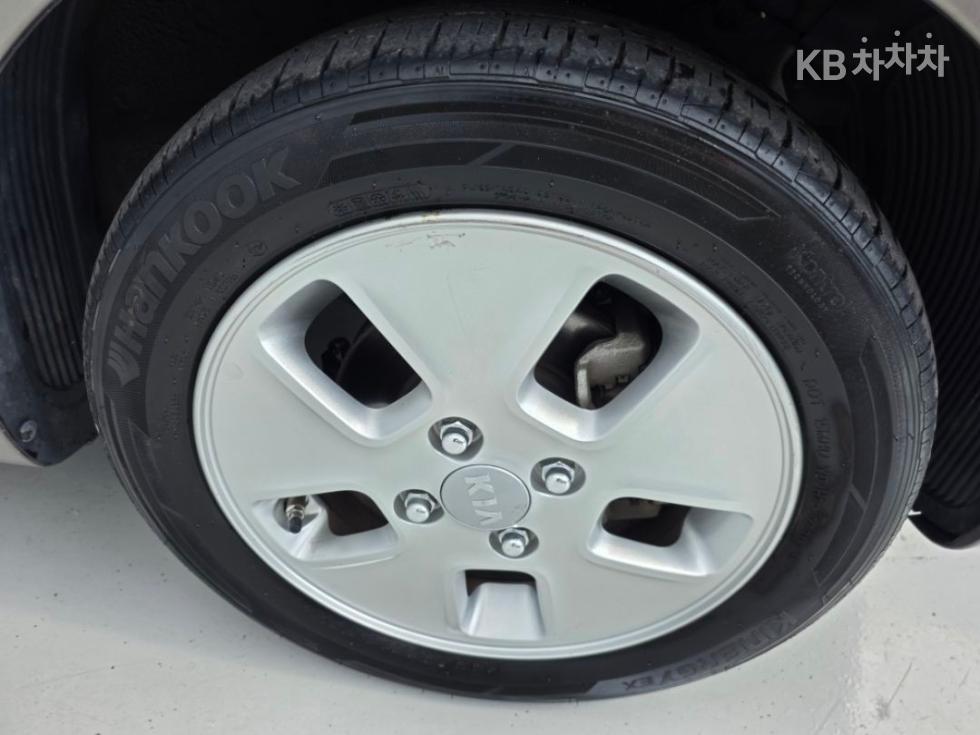 2016 - kia ray