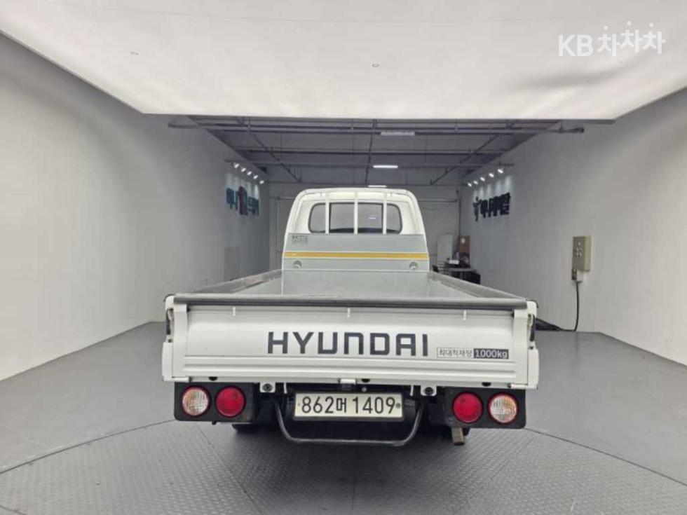 2016 - kia bongo iii