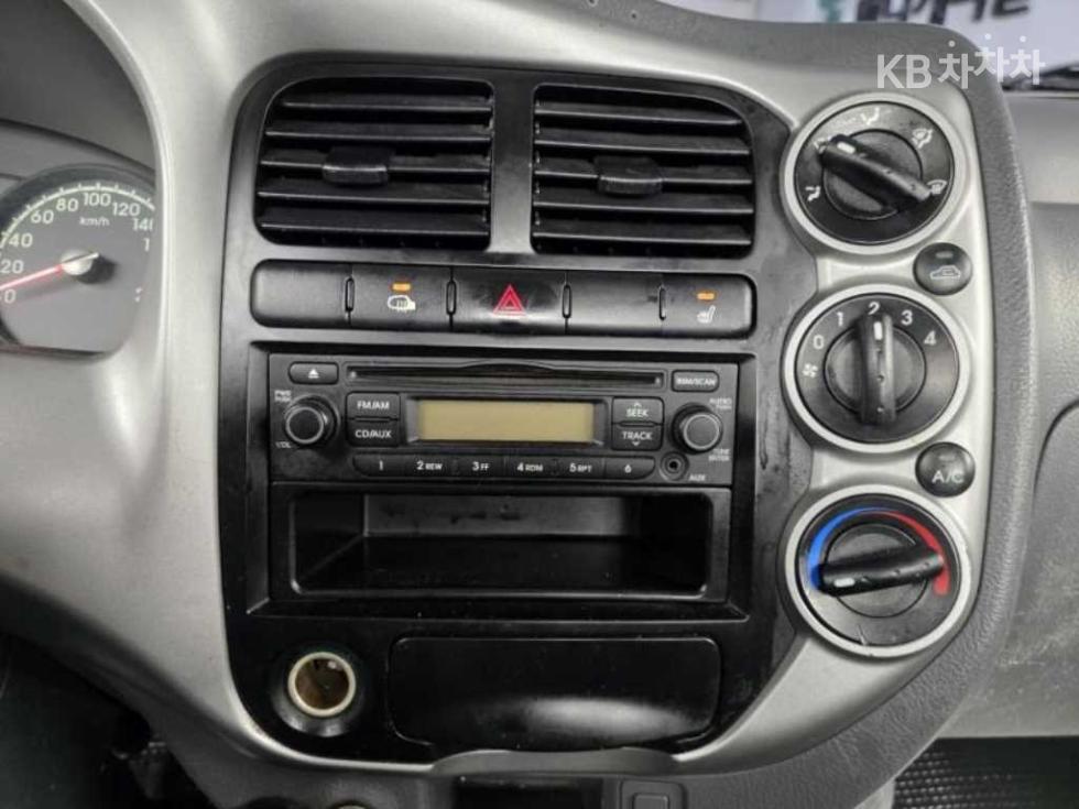 2016 - kia bongo iii