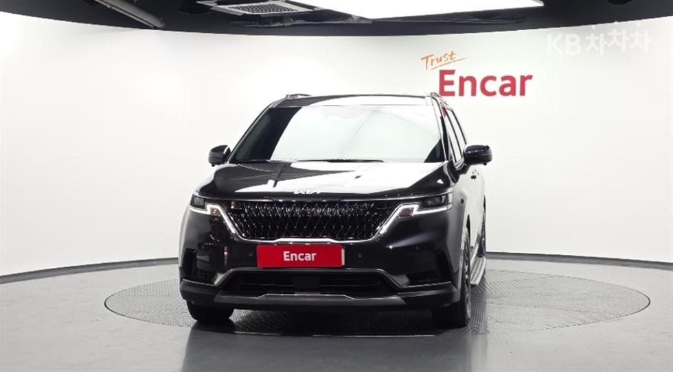 2023 - kia carnival