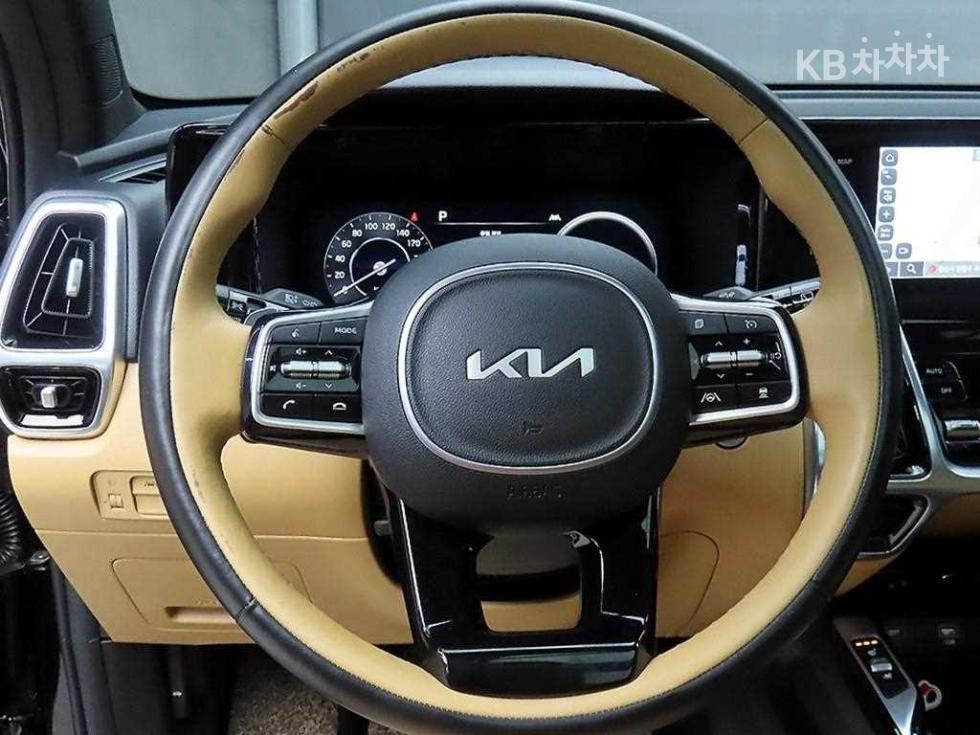 2023 - kia sorento