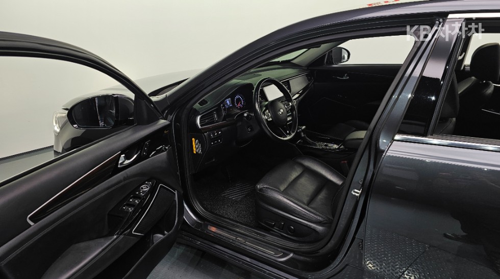 2019 - kia k7