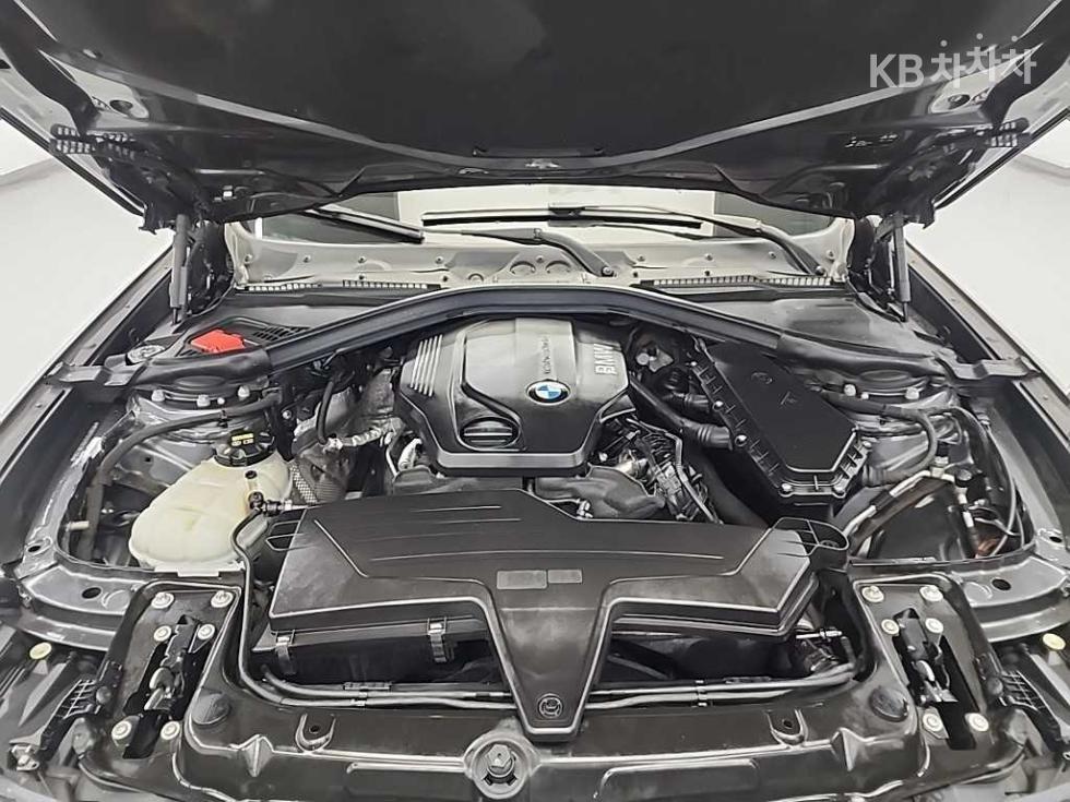 BMW Gran Turismo 2016 photo 5