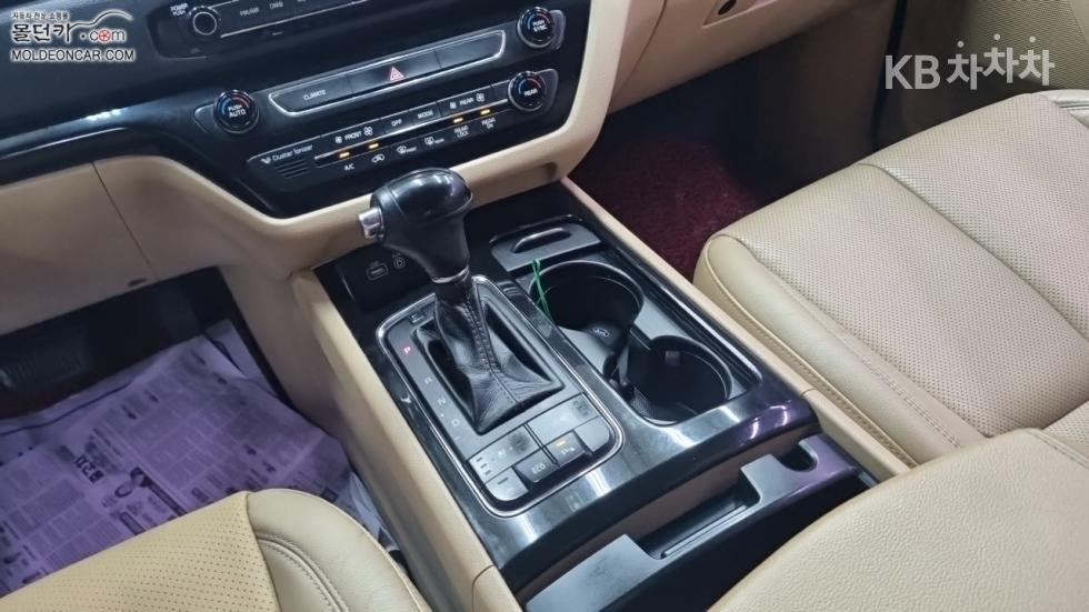 2016 - kia carnival