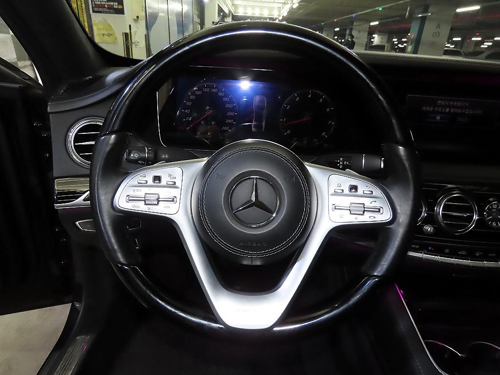 2017 Mercedes-Benz S photo