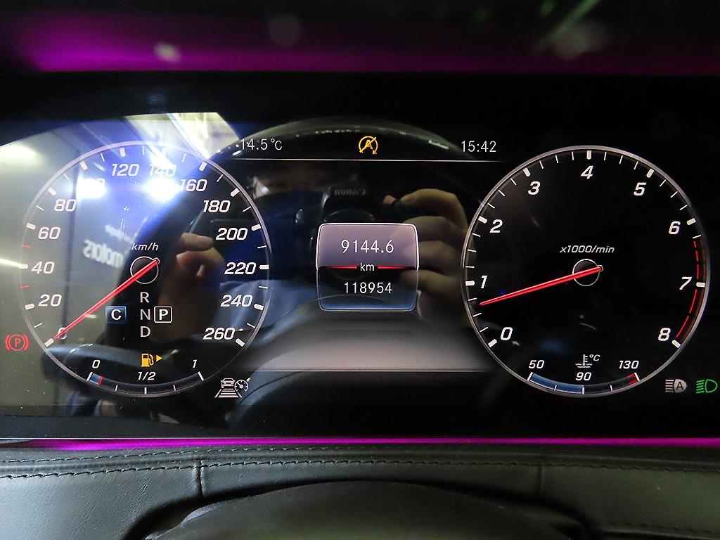 2017 Mercedes-Benz S photo