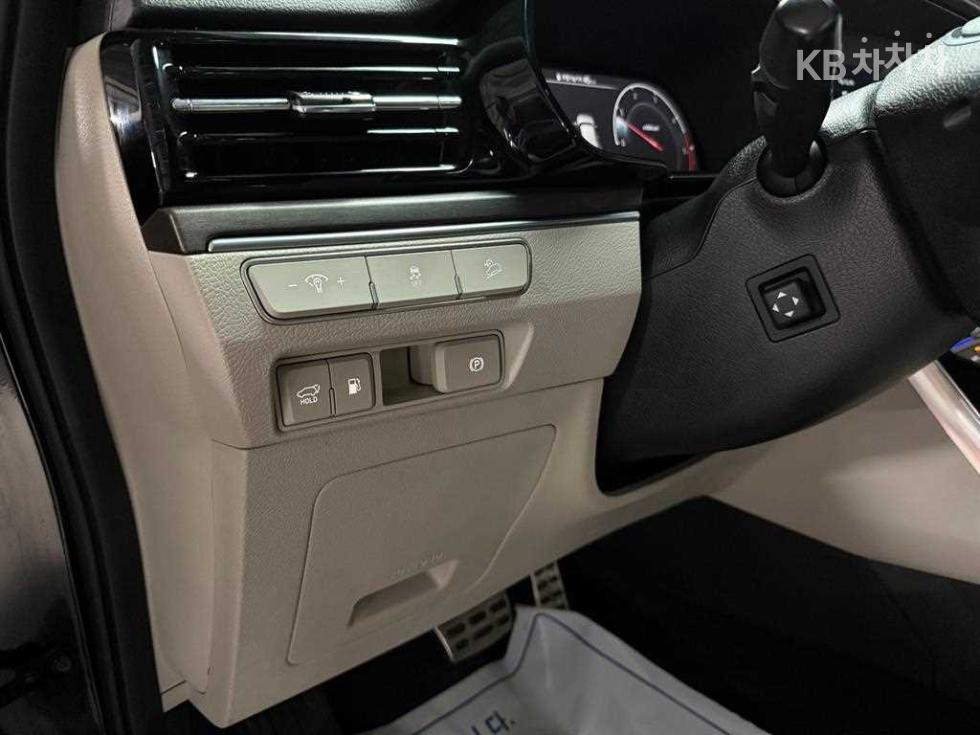 2021 - kia mohave
