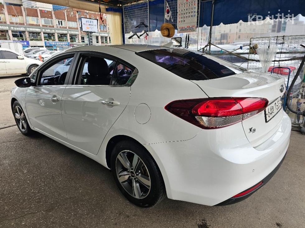 2018 - kia k3