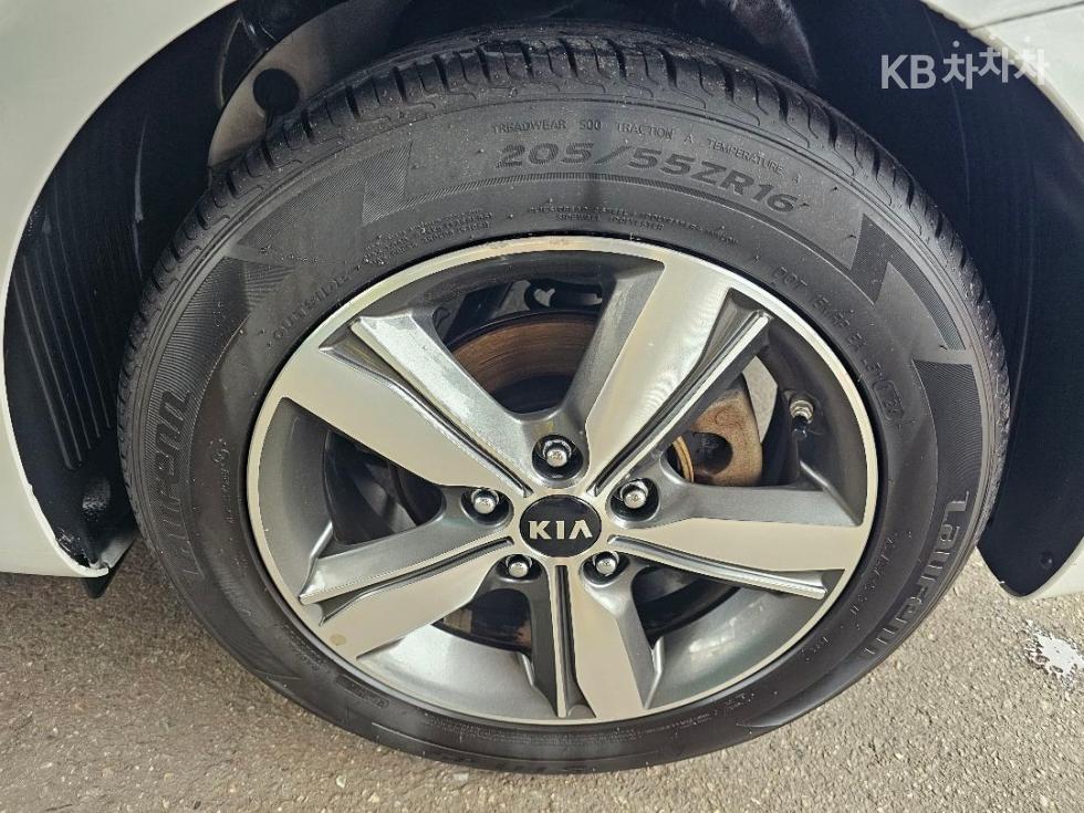 2018 - kia k3