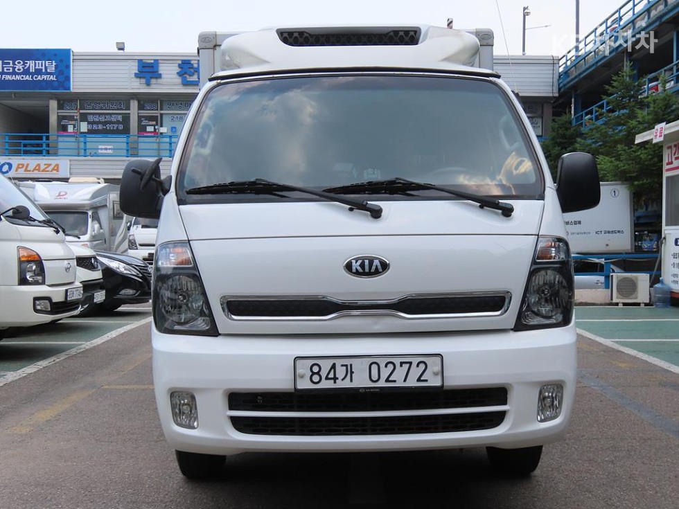 2018 - kia bongo iii
