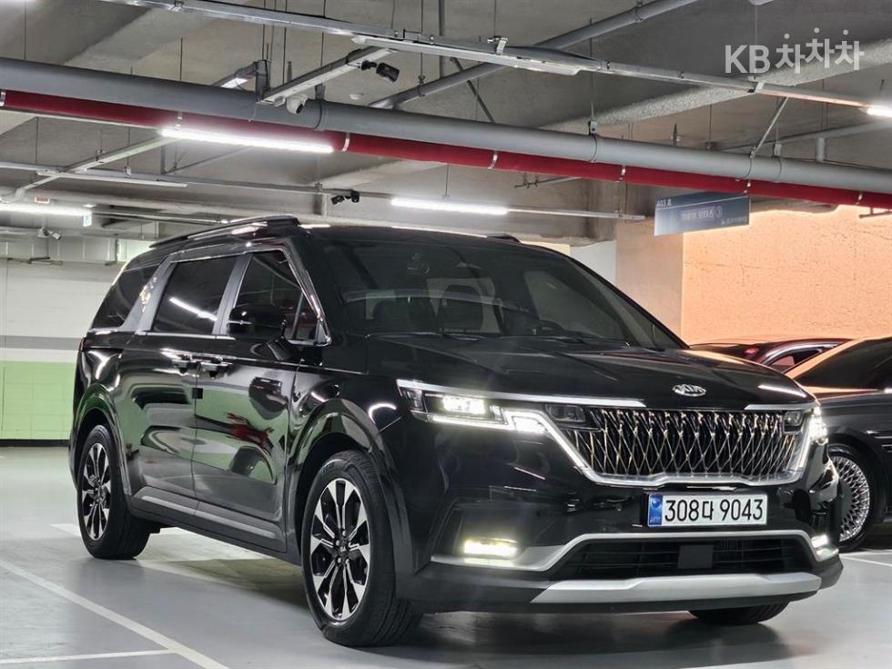 Kia Carnival — miniaturë 2