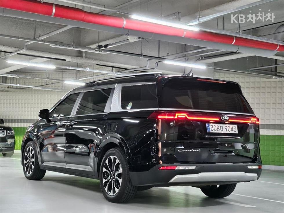 Kia Carnival — miniaturë 3