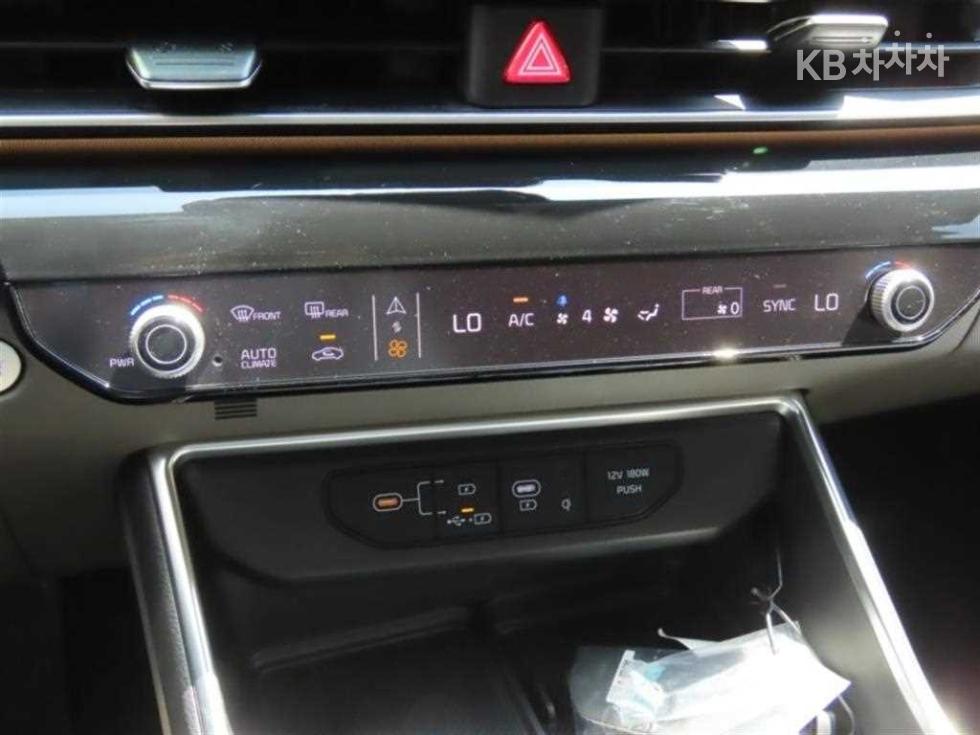 2025 - kia carnival