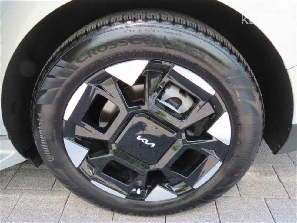 2025 - kia carnival