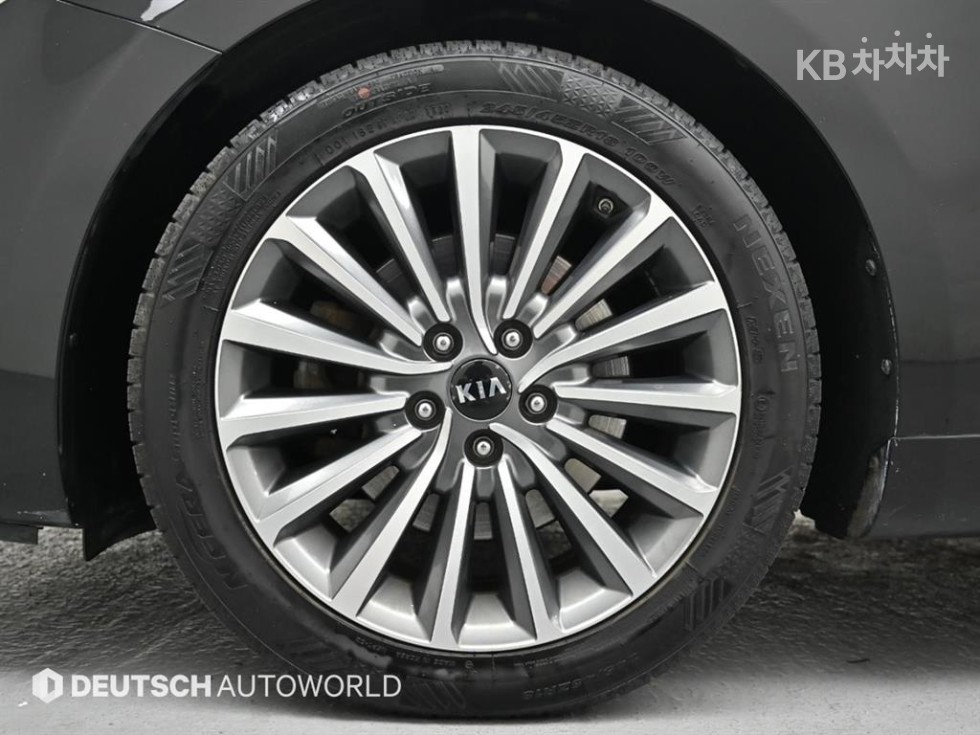 2017 - kia k7