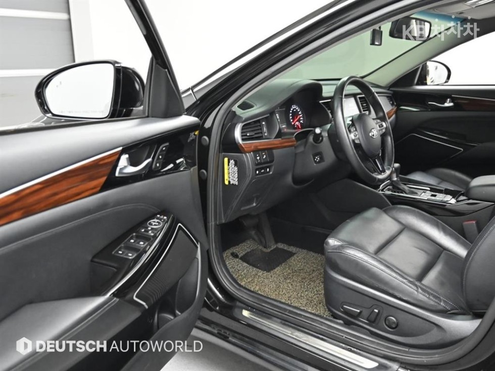 2017 - kia k7