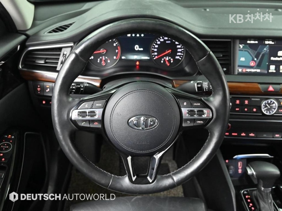 2017 - kia k7