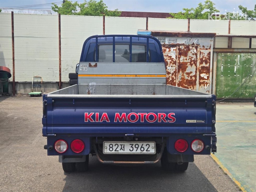 2015 - kia bongo iii