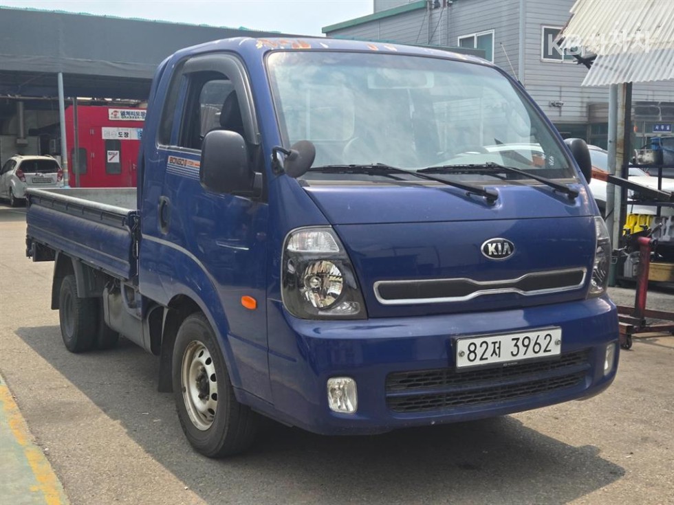 2015 - kia bongo iii