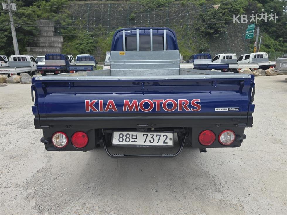 2016 - kia bongo iii
