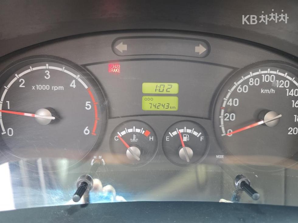 2016 - kia bongo iii