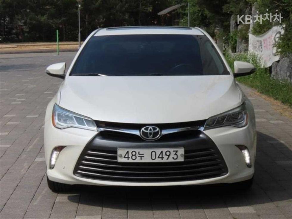 2016 toyota camry