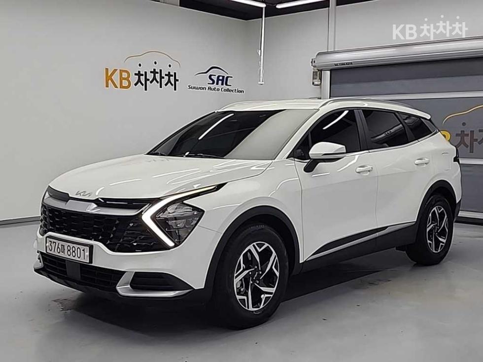 2022 - kia sportage
