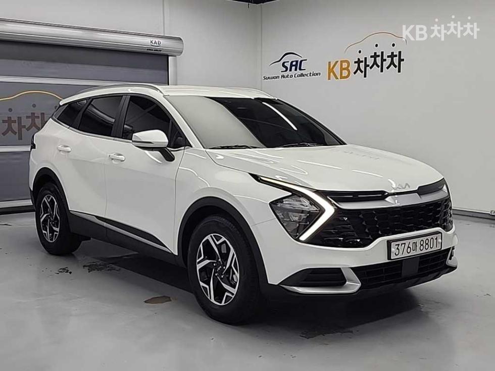 2022 - kia sportage