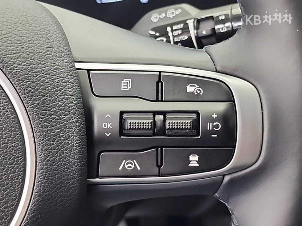 2022 - kia sportage