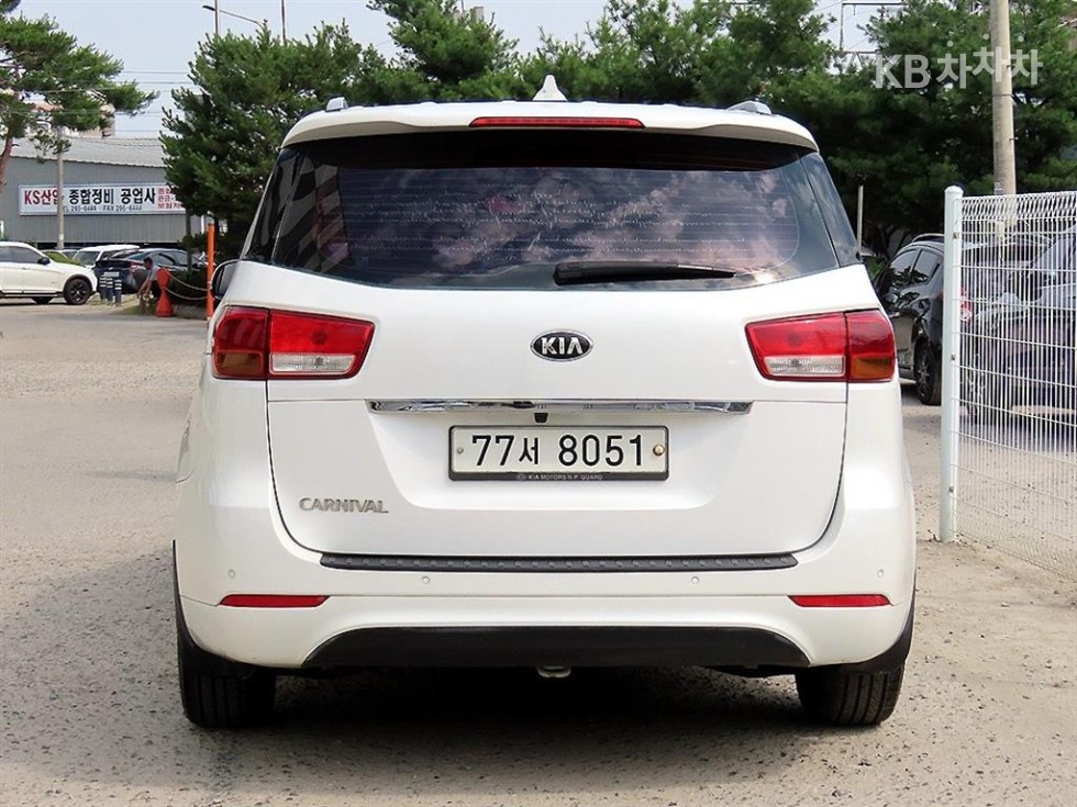2015 - kia carnival