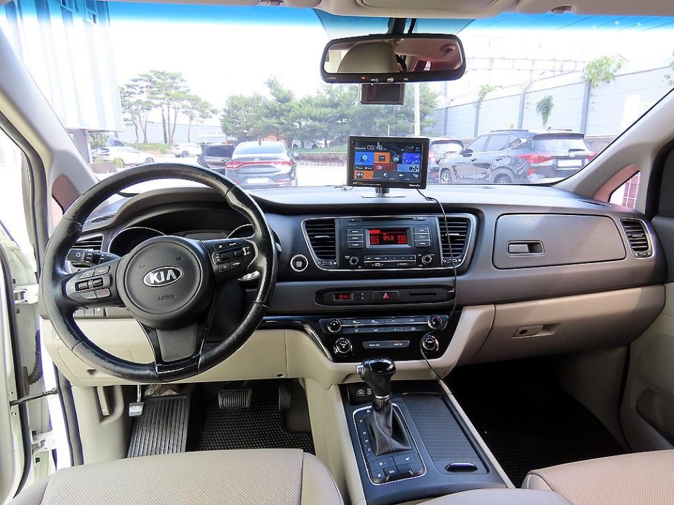 2015 - kia carnival