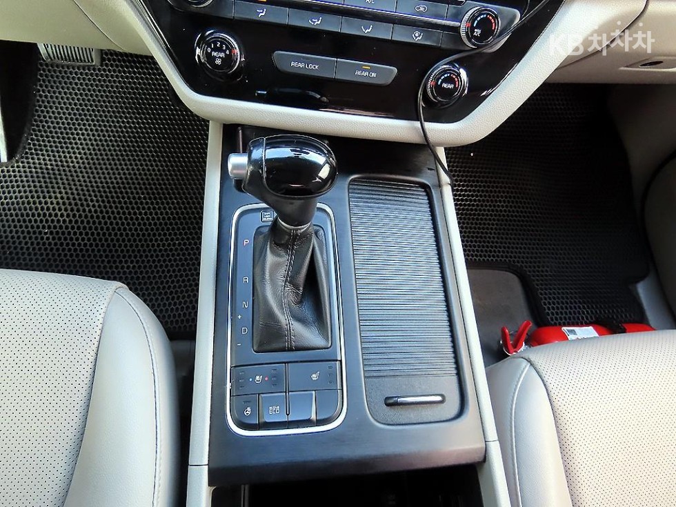 2015 - kia carnival
