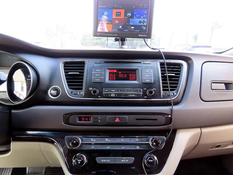 2015 - kia carnival