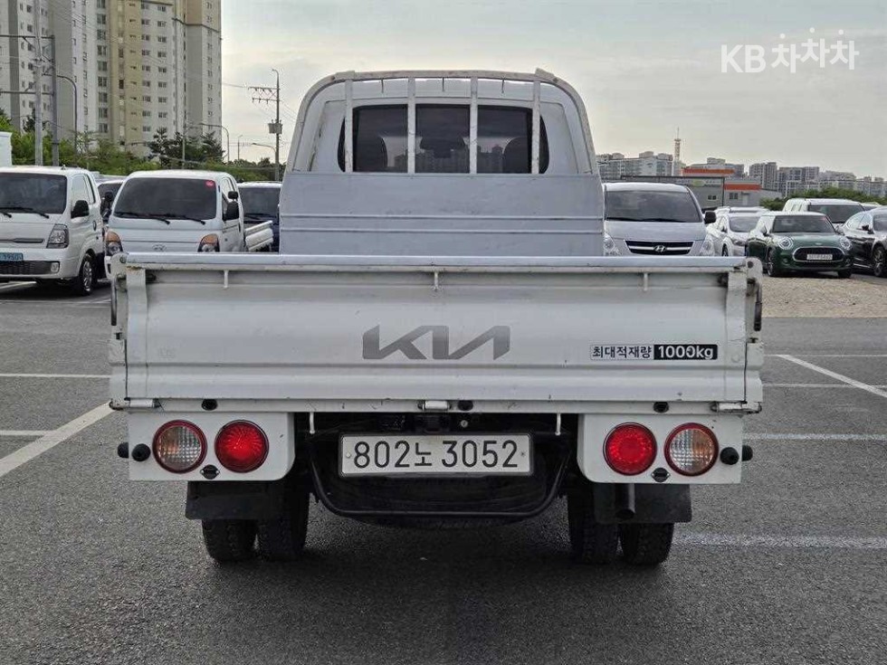 2017 - kia bongo iii