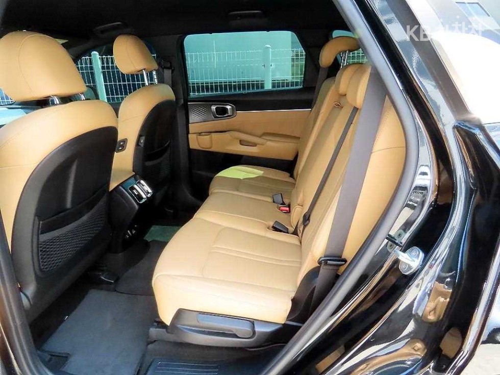 2022 - kia sorento