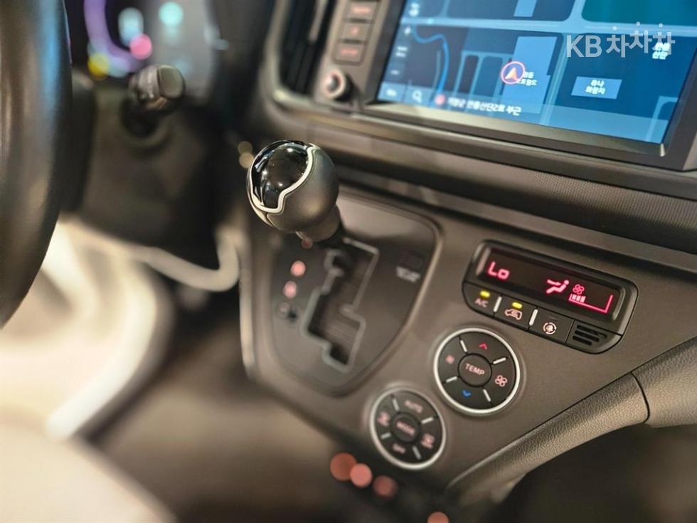 2024 - kia kia