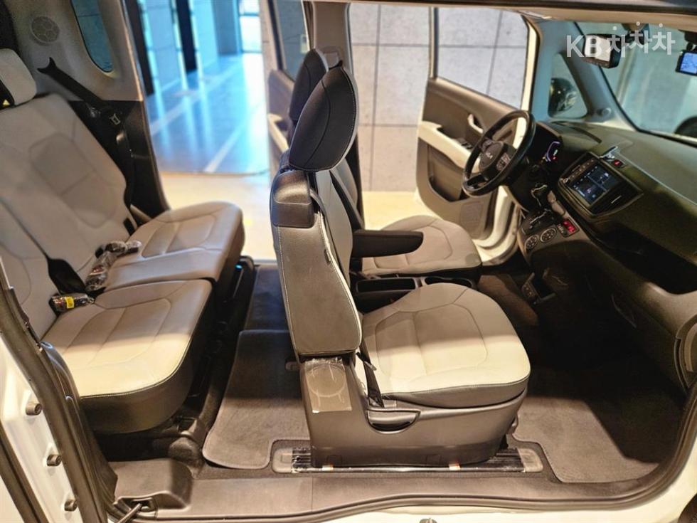 2024 - kia kia