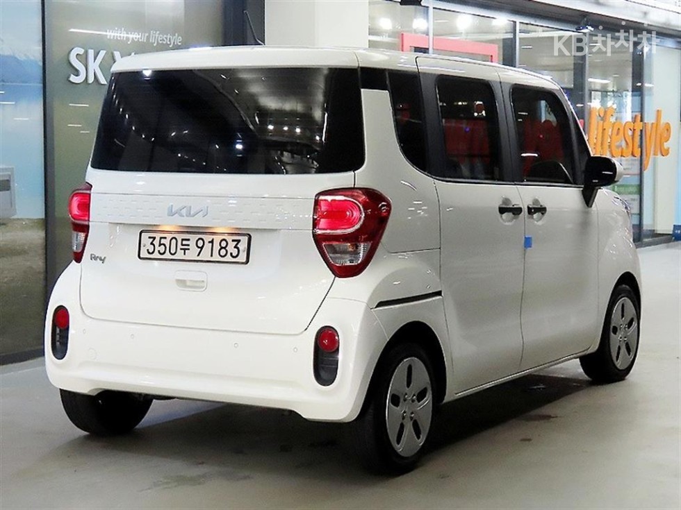2022 - kia ray