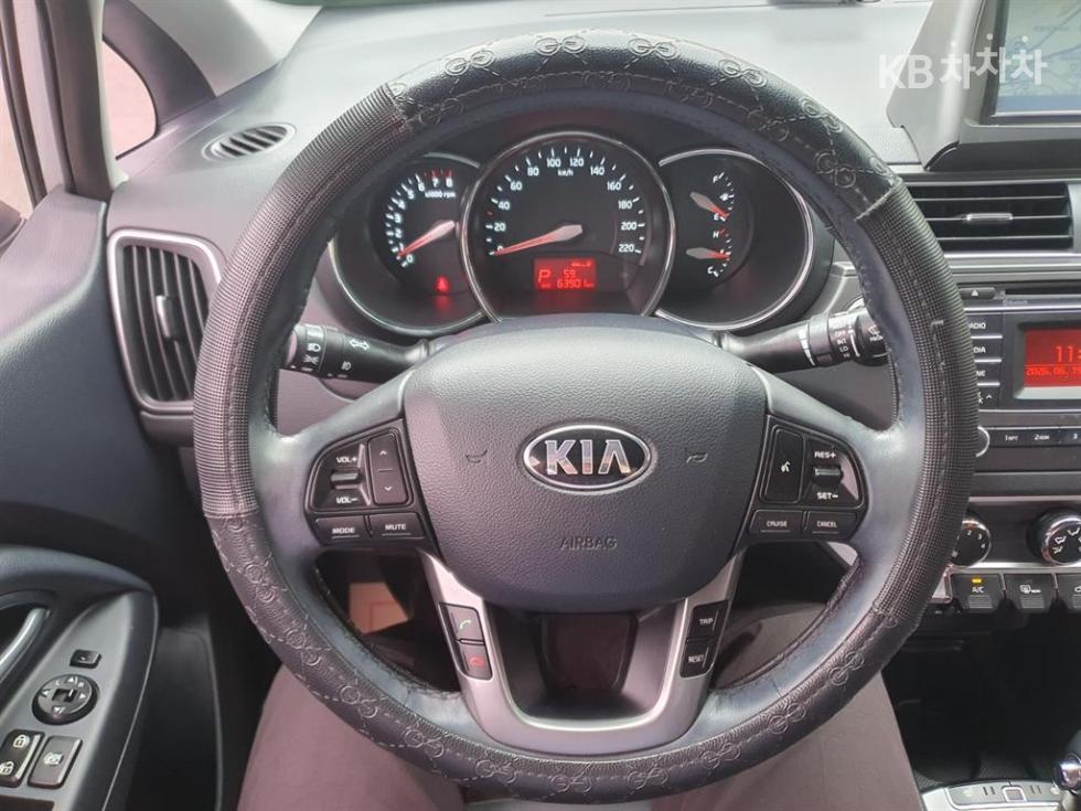 2015 - kia pride