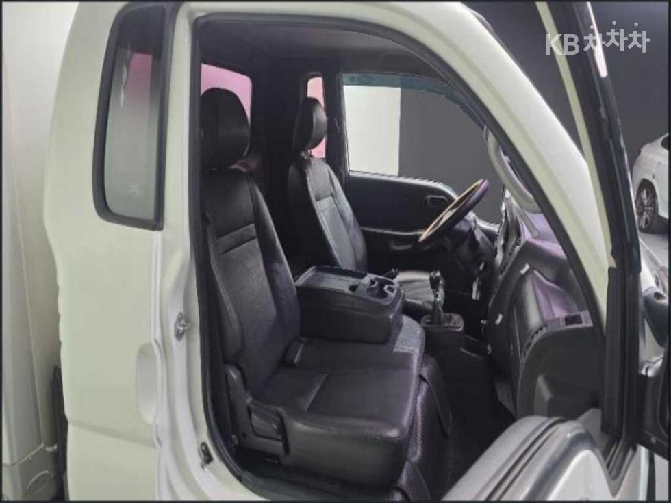 2014 - kia bongo iii