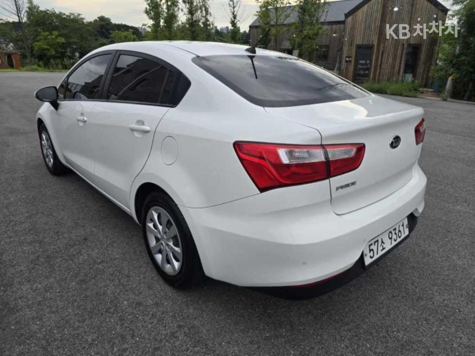 2015 - kia pride