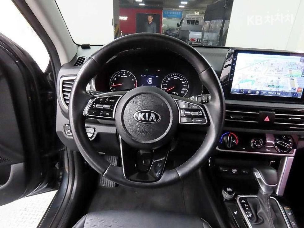 2020 - kia seltos