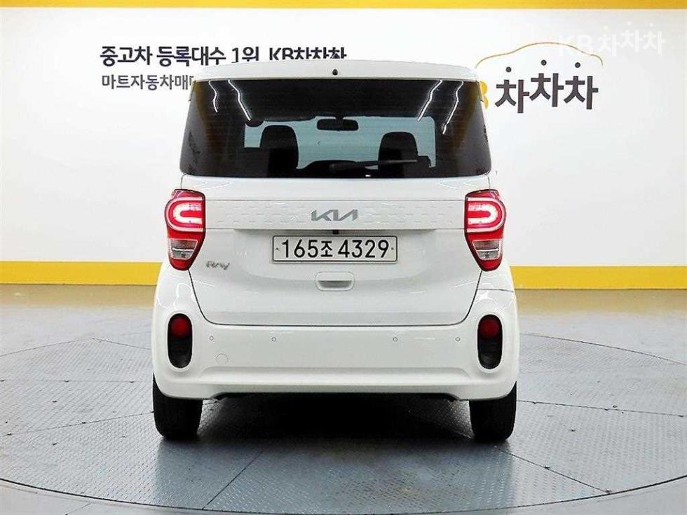 2022 - kia ray